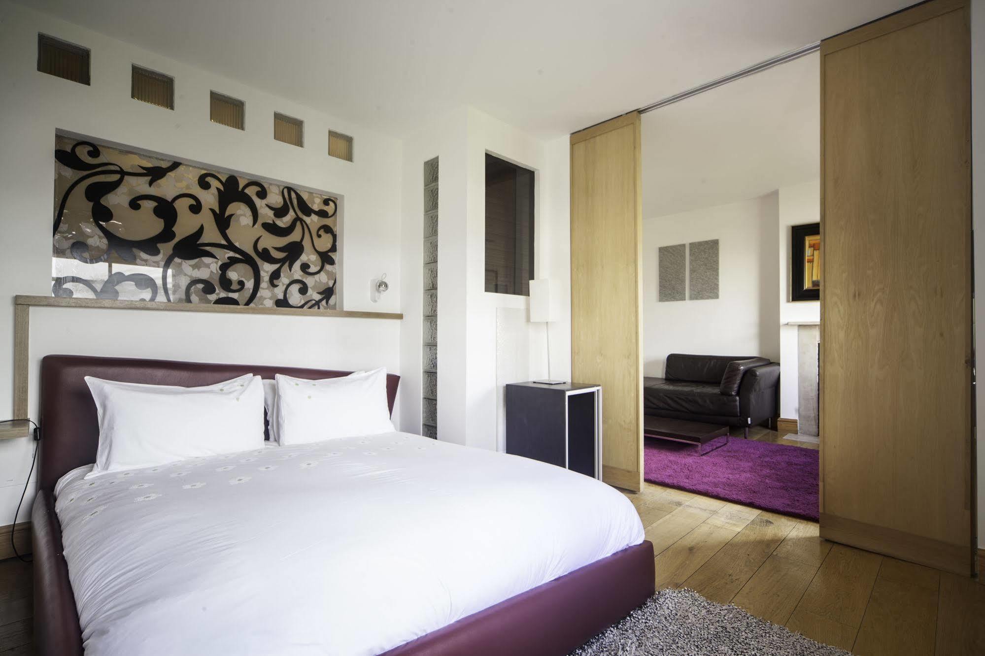 Hotel Una 4*